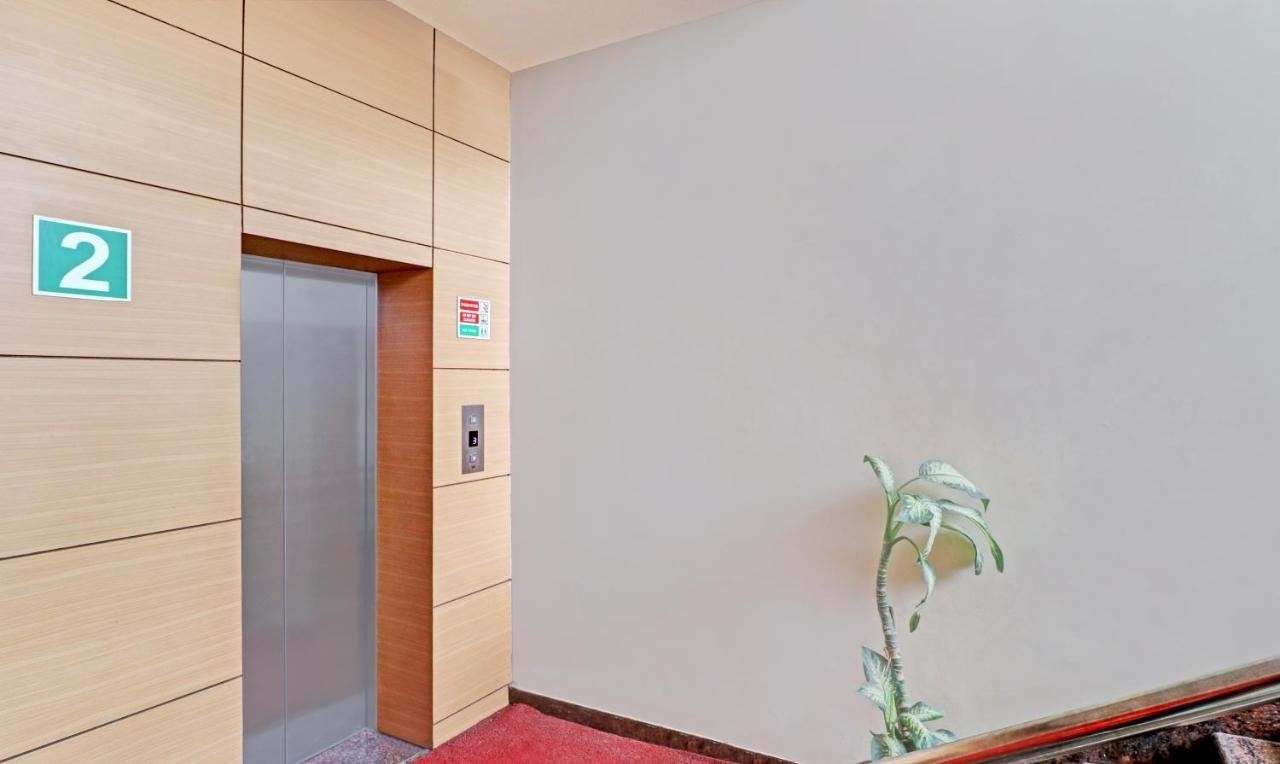 Treebo Galaxy Rooms New Delhi Exterior foto