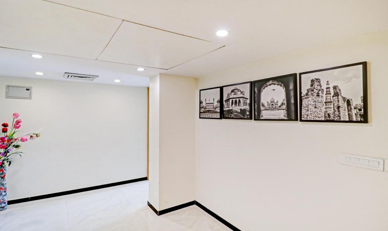 Treebo Galaxy Rooms New Delhi Exterior foto