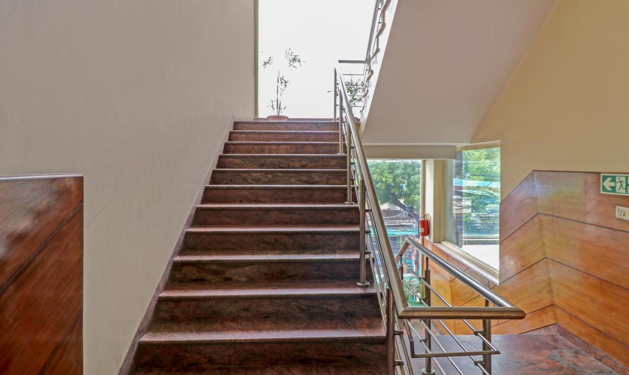 Treebo Galaxy Rooms New Delhi Exterior foto